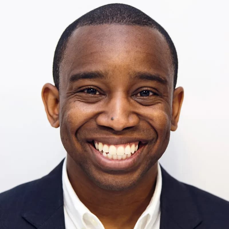 Aaron Holiday MBA '12